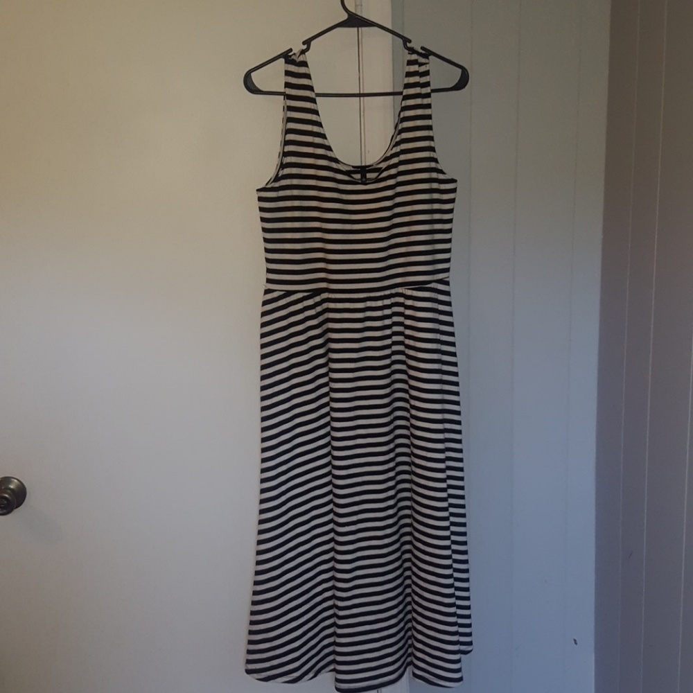 *PLUS* DRESS